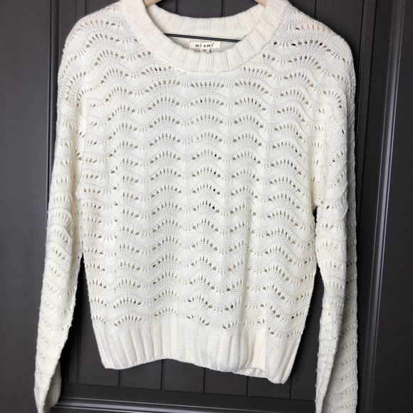 Francesca's Collections Sweaters - ❄️Francesca’s Sweater❄️
